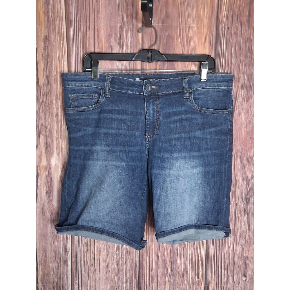 Kut from the kloth denim boyfriend bermuda shorts size 12 casual chic